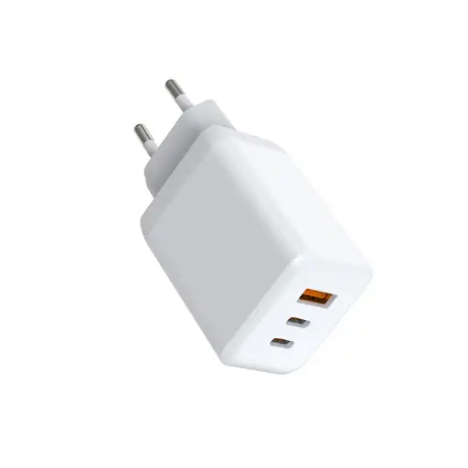 [806586] 240 Volts GaN Lader PD 65 Watt med usb 2 x C & 1 x A udtag